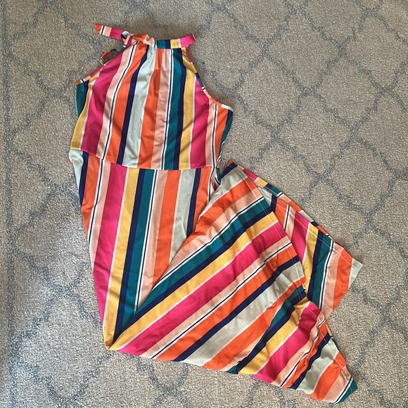 Colorful Sleeveless Empire Waist Maxi Dress - Picture 2 of 8